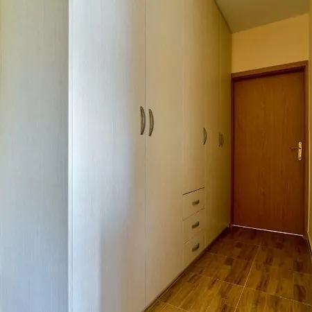 Oasis Apartment Apartament *